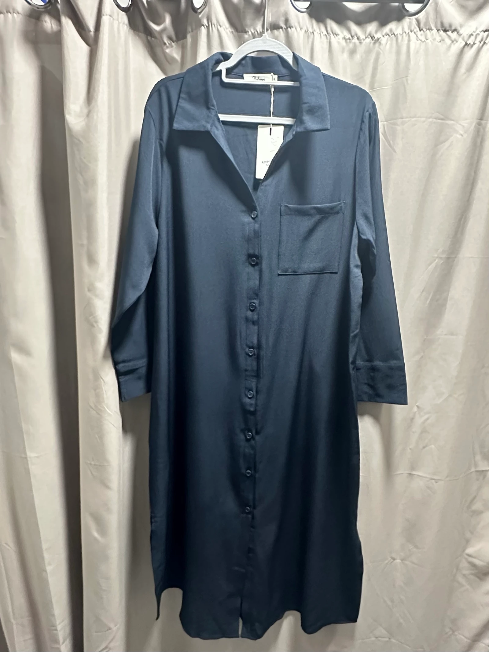 Robe chemise longue bleu foncé 